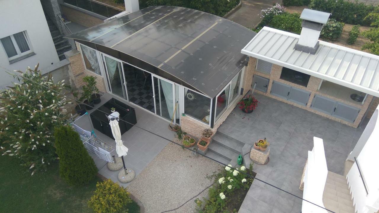 Apartments Lipic Водице Екстер'єр фото