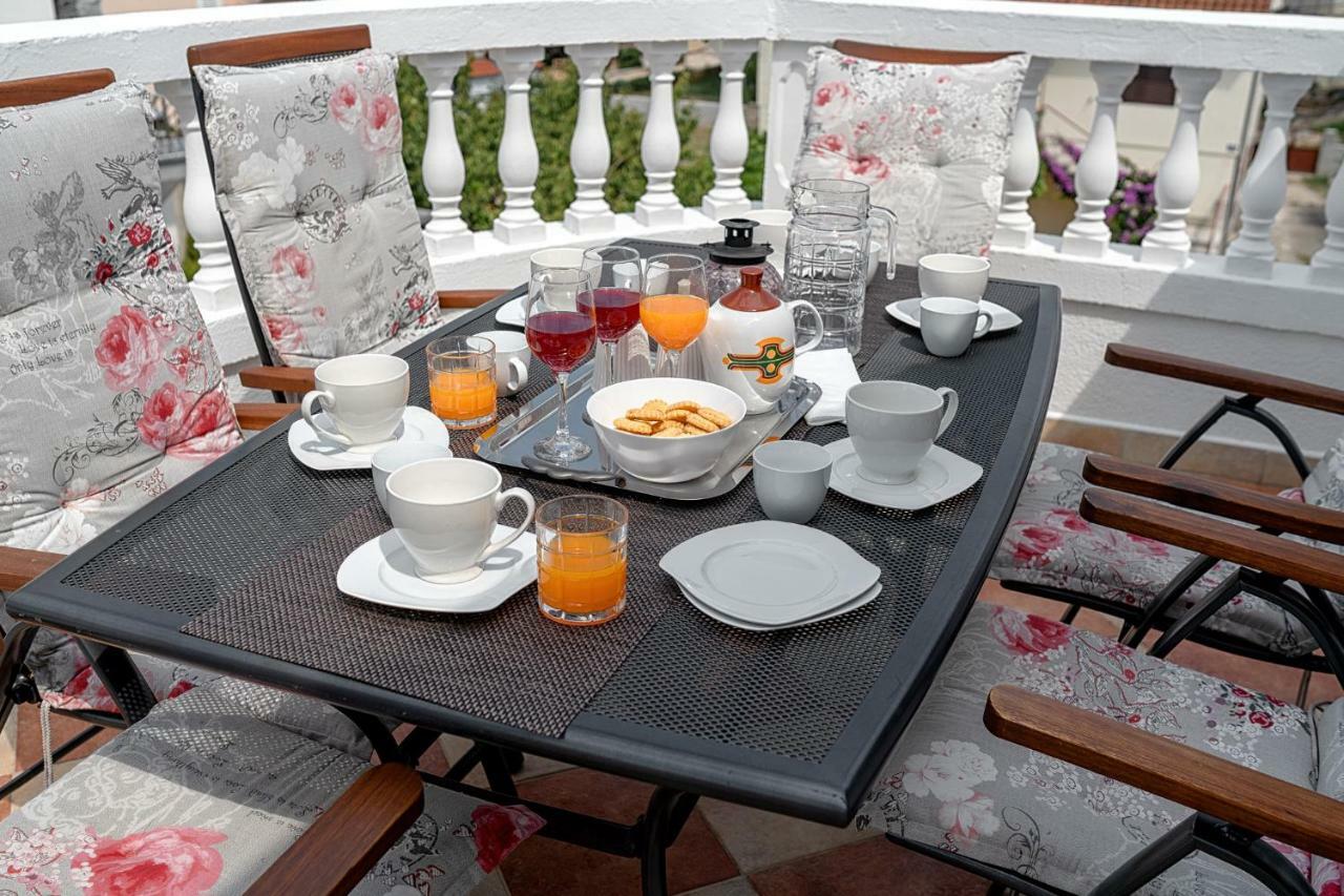 Apartments Lipic Водице Екстер'єр фото